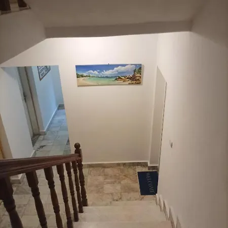 게스트하우스 Family House Victoria' Garden 3*