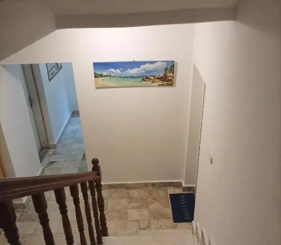 Guest house Family House Victoria' Garden 3*