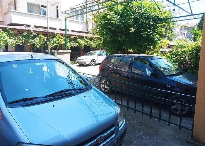 Family House Victoria' Garden Guest house Primorsko