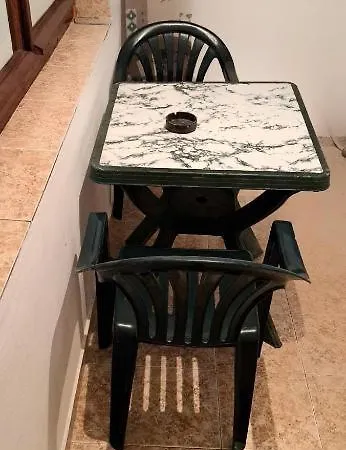 Family House Victoria' Garden Maison d'hôtes